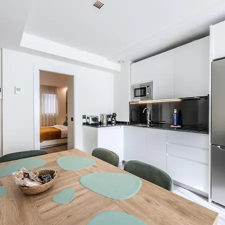 Atyco Madrid Apartment Exterior photo