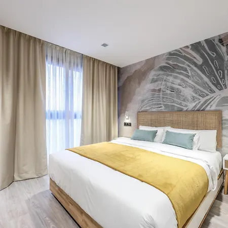 Atyco Madrid Apartment Exterior photo